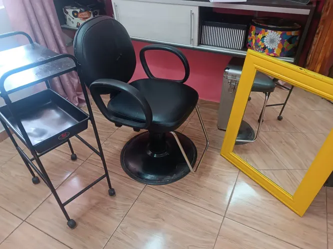 Vendo cadeira para salão 