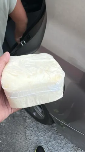 Queijo cozido tipo mussarela, direto da Bahia.