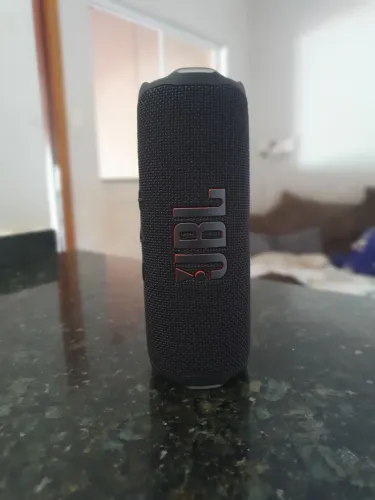 JBL FLIP 7 preta