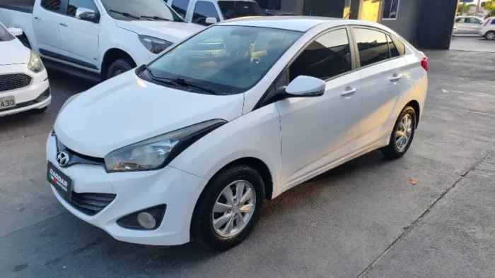 Hyundai HB20S C.plus/c.style1.0 Flex 12V Mec. 4P 2015