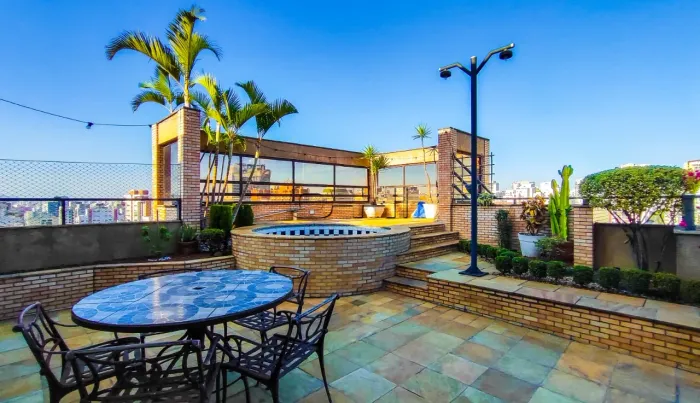 Aluguel Cobertura 3 Dormitórios - 246.45 m² Pompéia