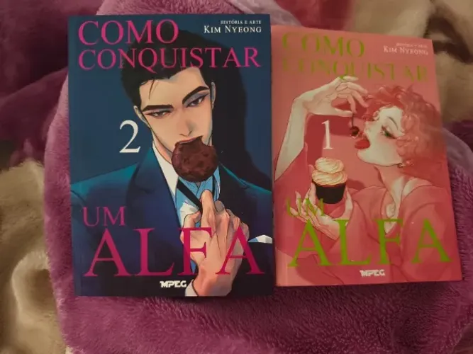 Vendo volume 1 e 2 de como conquistar um alfa 