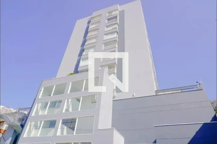 Apto 36m² na Vila Monumento: 1 Qt (Suíte), Vaga, Lazer e Piso Novo - R$ 350 Mil