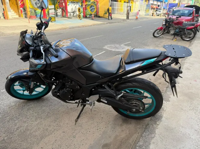 Vendo moto Yamaha MT03