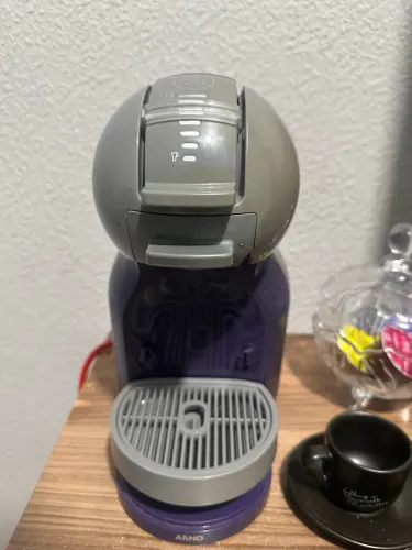 Cafeteira dolce gusto nestle