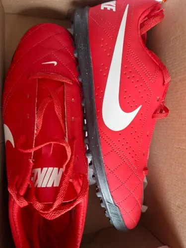 Chuteira Nike Vermelha Nova
