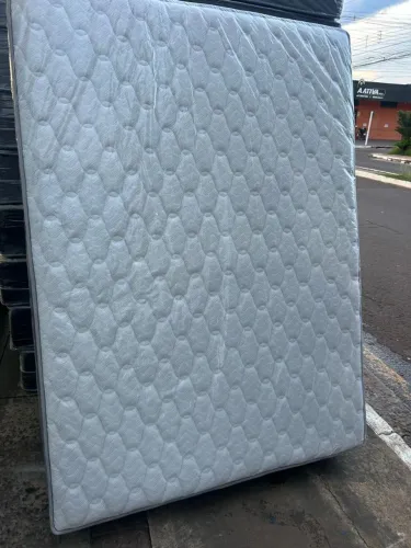 Colchão de casal super pillow top com 36 de altura 1,88 por 1,38 casal padrão
