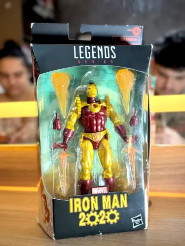 Vendo Iron Man 2020 Marvel Legends