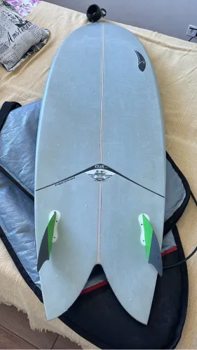 Prancha de surf fish biquilha 5.6 33.5L
