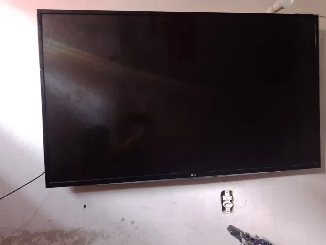 Vendo smart tv LG 49 polegadas 