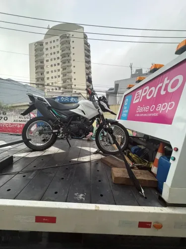 Motoqueiro para atendimento ao cliente Porto Seguro