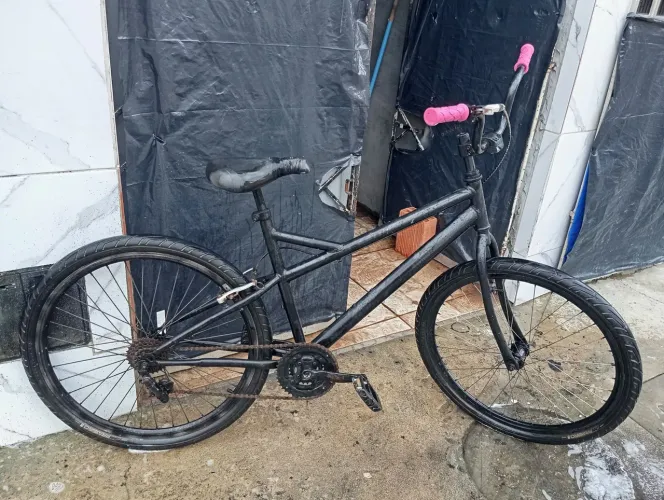 Bike Caloi aro 26 , pegar e andar