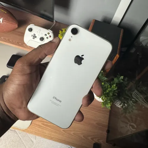 iPhone XR 64GB