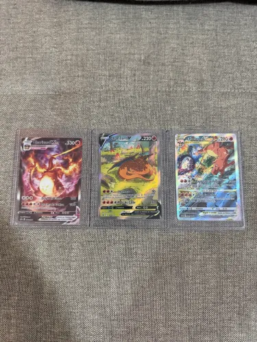 VENDO 3 CHARIZARD ULTRA RAROS POKÉMON 