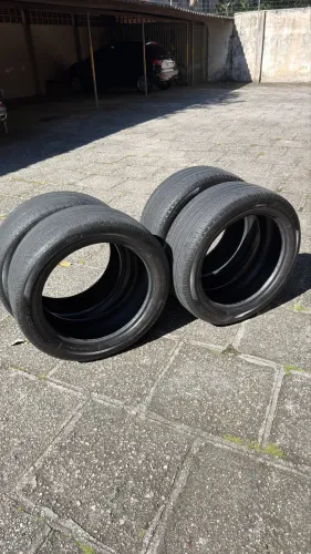 Pneu 235/50/19
