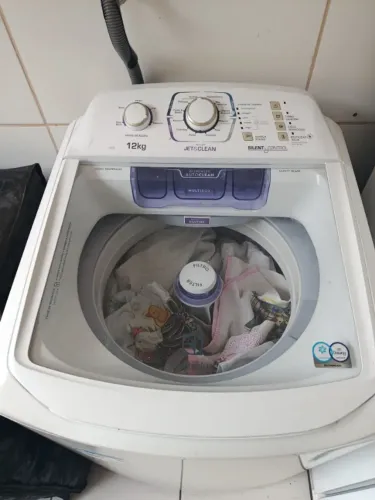 Máquina de lavar roupa 