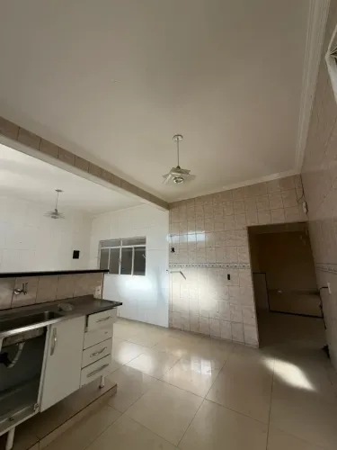 Casa à venda em excelente localização em Sobradinho