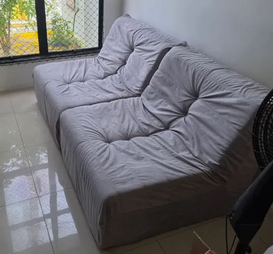 Vendo Poltrona Estilo Togo - Cinza