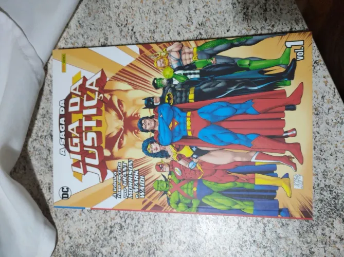 Saga da Liga da Justiça vol. 1 + Torre de Babel (eaglemoss)