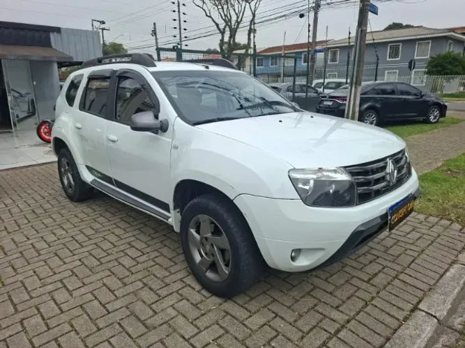 Renault Duster Dynamique 2.0 Hi-flex 16V Aut. 2015