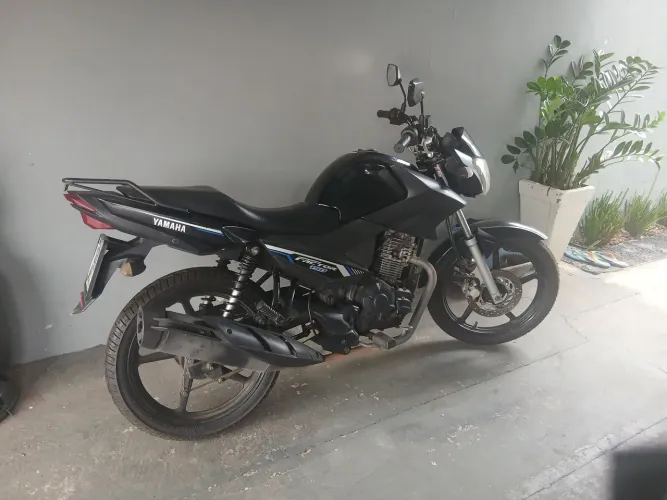 Vendo factor 150 em perfeito estado