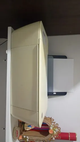 Máquina de impressão quebrada para retirada de peças