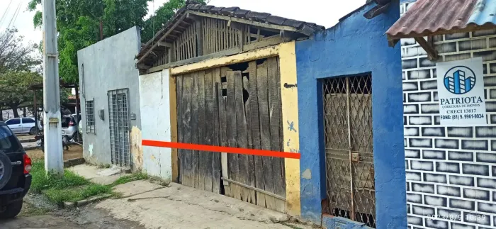 Terreno em rua principal asfaltada