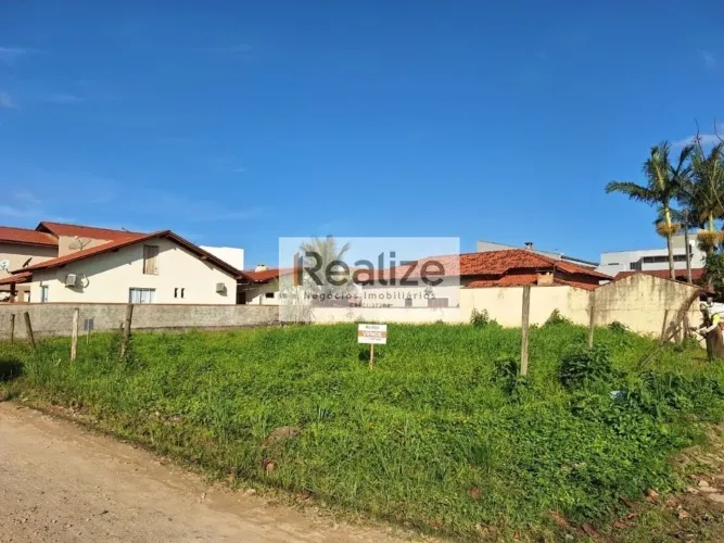 Terreno esquina Itajuba Barra Velha 350m praia