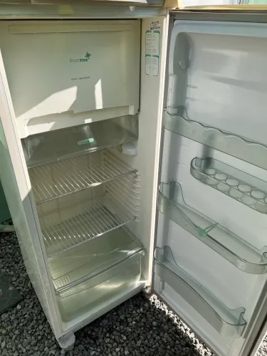 Geladeira FROSTFREE ENTREGO