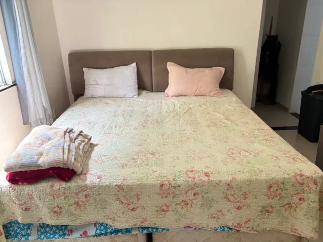 Vende-se cama super King.