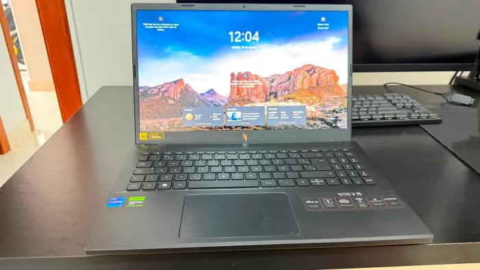 Notebook Acer Nitro V15 - i7 13ª Geração, RTX 4050, 16GB RAM