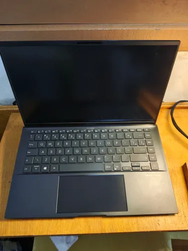 Asus Zenbook UX435 + capa