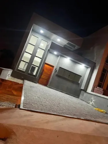 Casa em Condomínio à venda em Araçoiaba da Serra-SP, bairro Lago Azul: 3 quartos, 1 suíte,