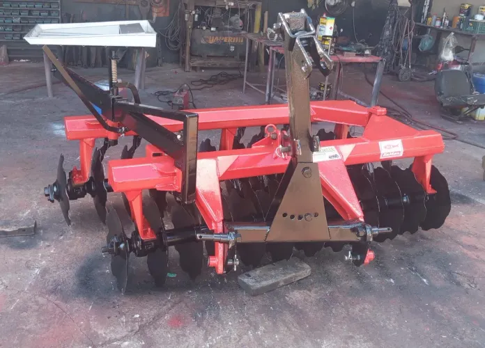 Niveladora 24 discos Baldan