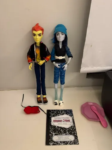Monster high Invisi Billy + Heath Burns