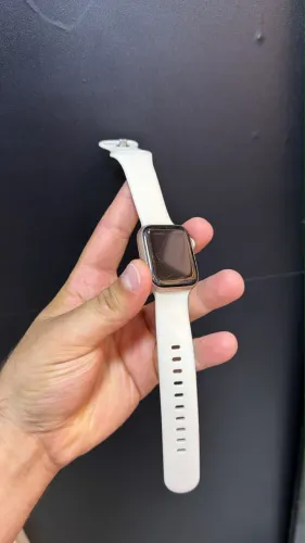 Apple Watch série 6 40MM alguns detalhes