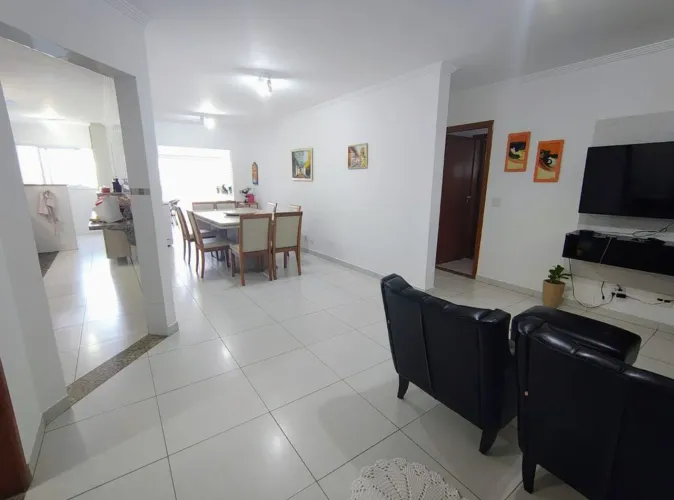 Apartamento 3 dormitórios sendo 3 suítes, 150 metros da praia . Aviação