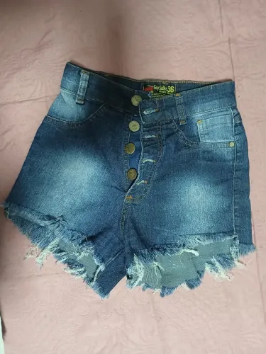 Short Jeans