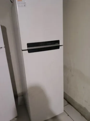 Vendo Geladeira 