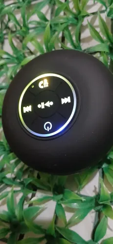 Caixa de som bluetooth com RGB 