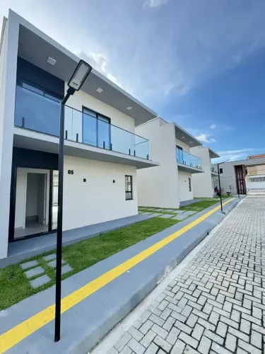 Casa Moderna no Condomínio Dom Antônio  Jardim Eldorado