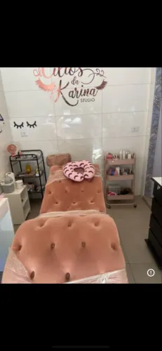 Poltronas e maca 