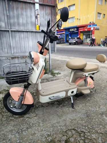 Scooter elétrica Yala Novo Poder 500w