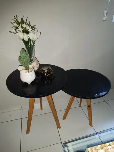 Conjunto de Mesas de apoio 