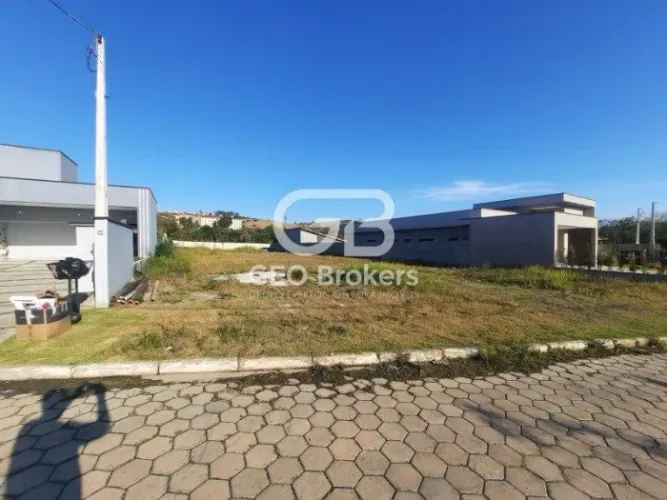 Terreno à Venda - Condomínio Parque Vale dos Lagos - Jacareí/SP Código: 18215