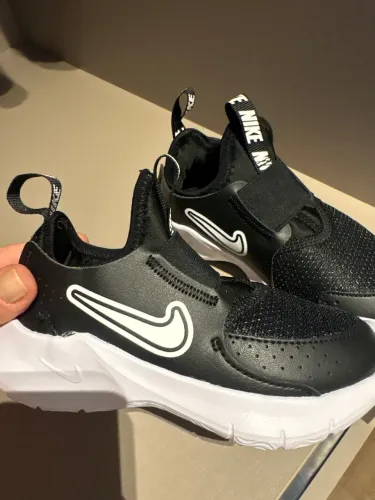 Tênis Nike infantil