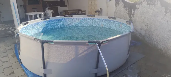 Vende-se Piscina 4.680 L Bestway Steel Max Pro