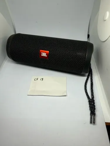 JBL Flip 4 preta - Completa - Para Reparo / Manutenção