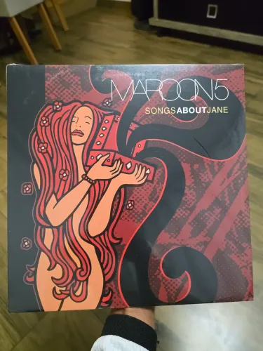 Álbum de estreia Songs About Jane - Maroon 5