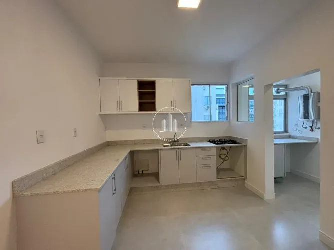 Apartamento Vidal Ramos 100% revitalizado com vaga garagem - EST